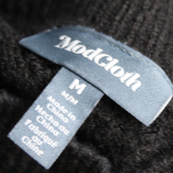 ModCloth Women’s Black Lacey Knit Cutout Puff Sleeve Mock Neck Sweater sz Medium - Picture 3 of 4